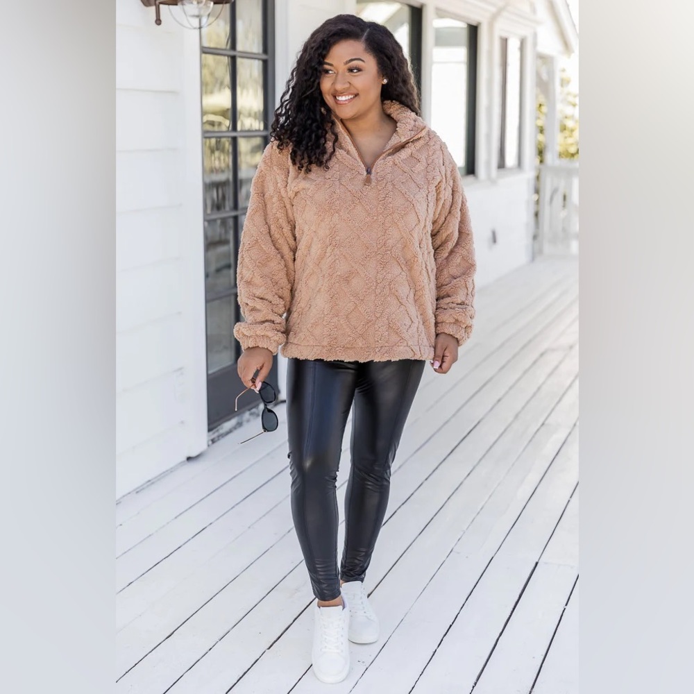 Pink Lily Black Faux Leather Leggings - Picture 4 of 6